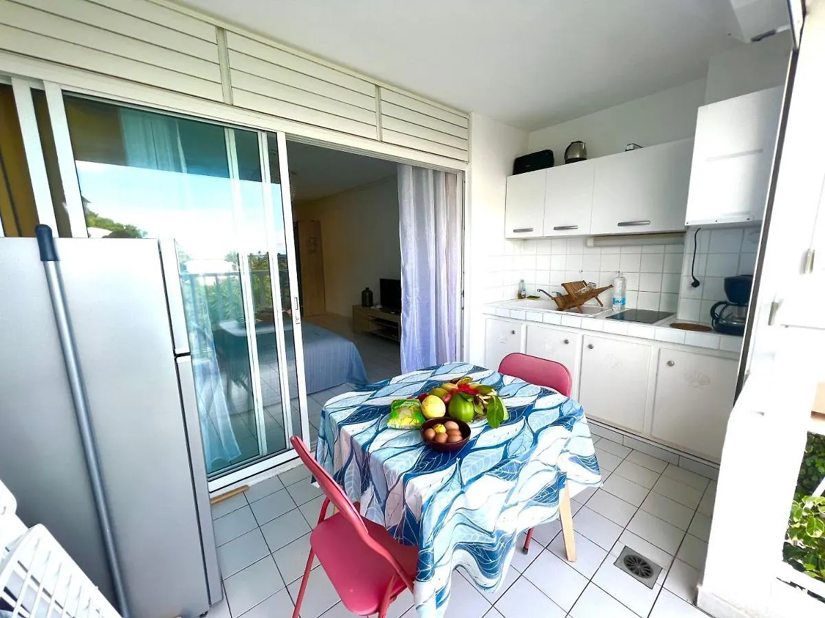Le Studio 67 Vue Mer, Acces A La Plage Des Alizes Le Moule 0*,  Guadeloupe