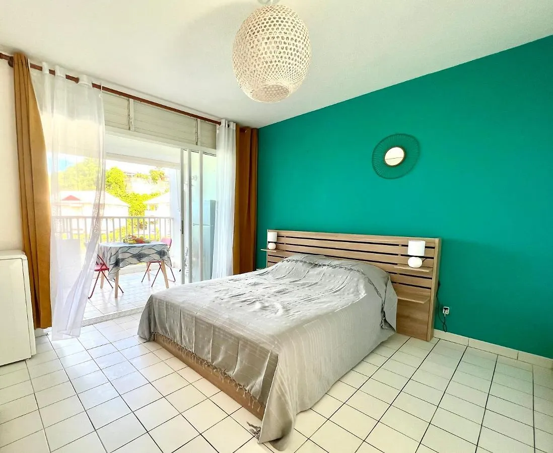 Le Studio 67 Vue Mer, Acces A La Plage Des Alizes Le Moule Apartment